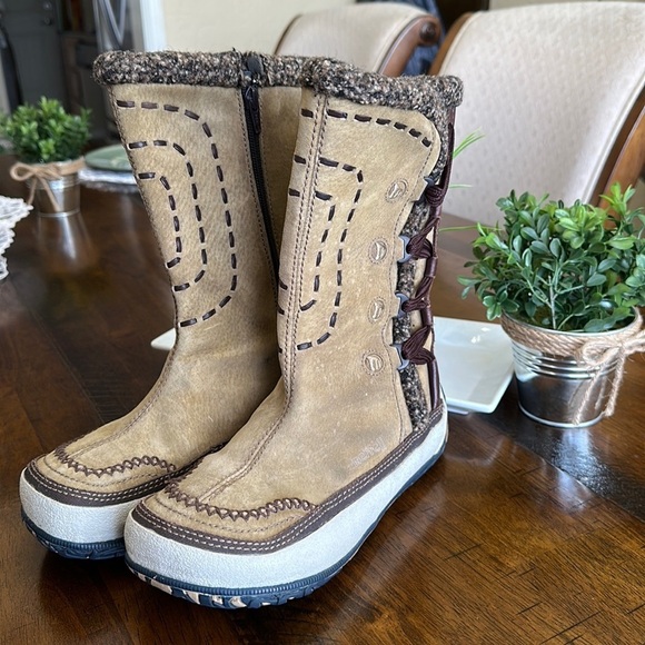 Merrell Women’s Boots - Picture 3 of 13